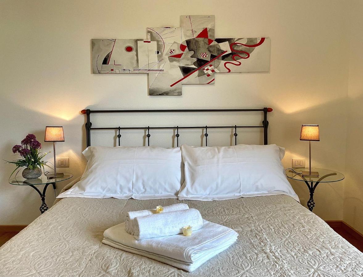 Al Poggio - Luxury Rooms คาโปแตร์รา ภายนอก รูปภาพ