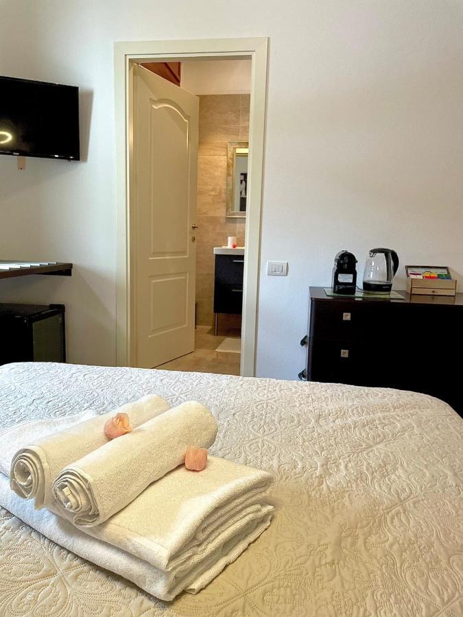 Al Poggio - Luxury Rooms คาโปแตร์รา ภายนอก รูปภาพ