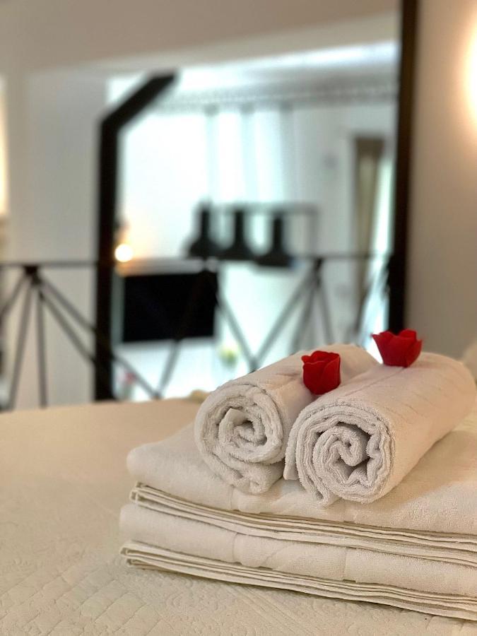 Al Poggio - Luxury Rooms คาโปแตร์รา ภายนอก รูปภาพ