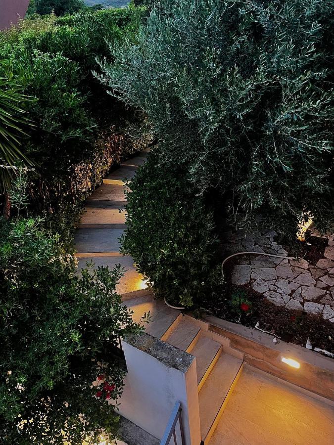 Al Poggio - Luxury Rooms คาโปแตร์รา ภายนอก รูปภาพ